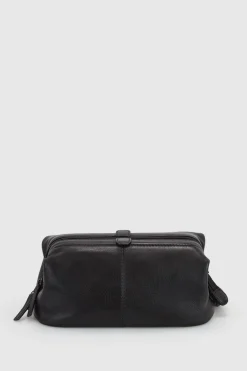 Flynn Leather Washbag