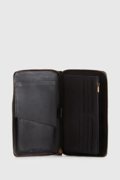 RFID Payton Leather Travel Wallet