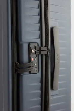 Venture Dual Open 66cm Suitcase
